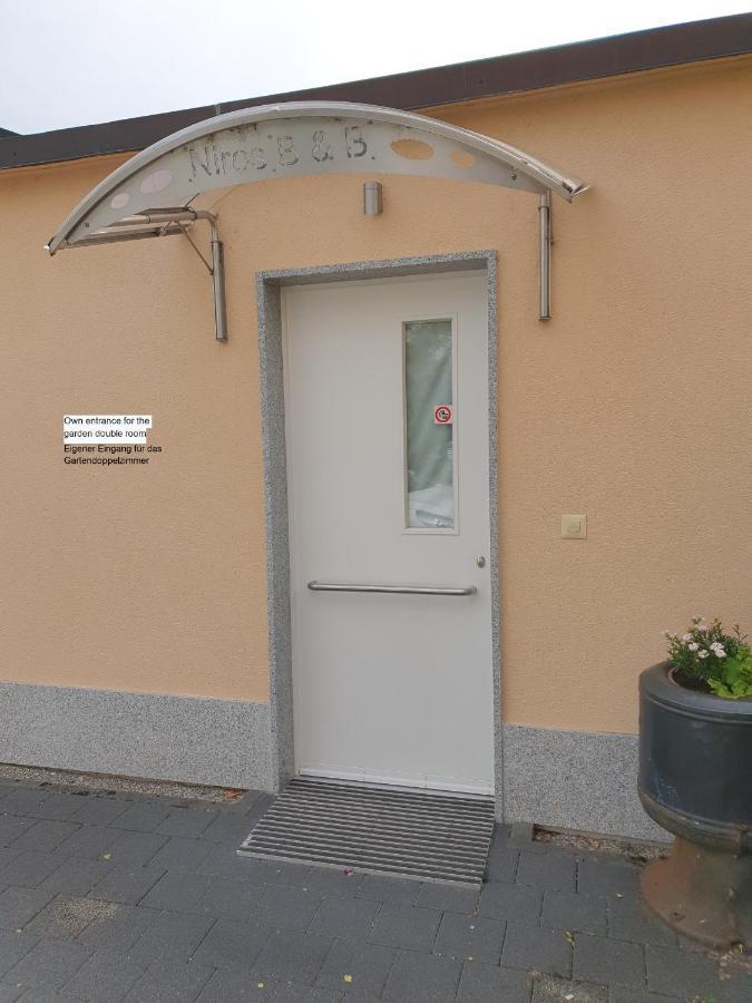 Niros Bed & Breakfast Birsfelden Exterior photo