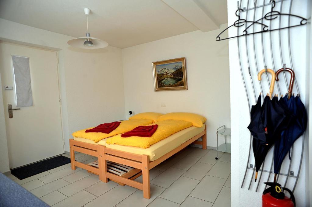 Niros Bed & Breakfast Birsfelden Room photo