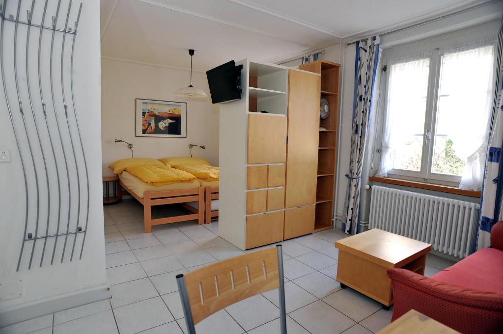 Niros Bed & Breakfast Birsfelden Room photo
