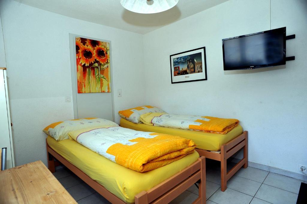 Niros Bed & Breakfast Birsfelden Room photo