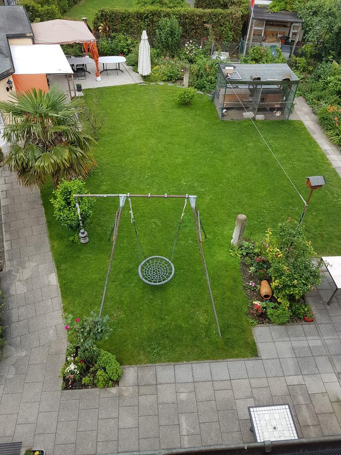 Niros Bed & Breakfast Birsfelden Exterior photo